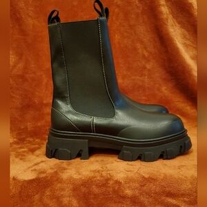 NEW Chunky Black Platform Lug Sole Boots